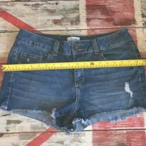 Mudd distressed stretch jean shorts juniors sz 15